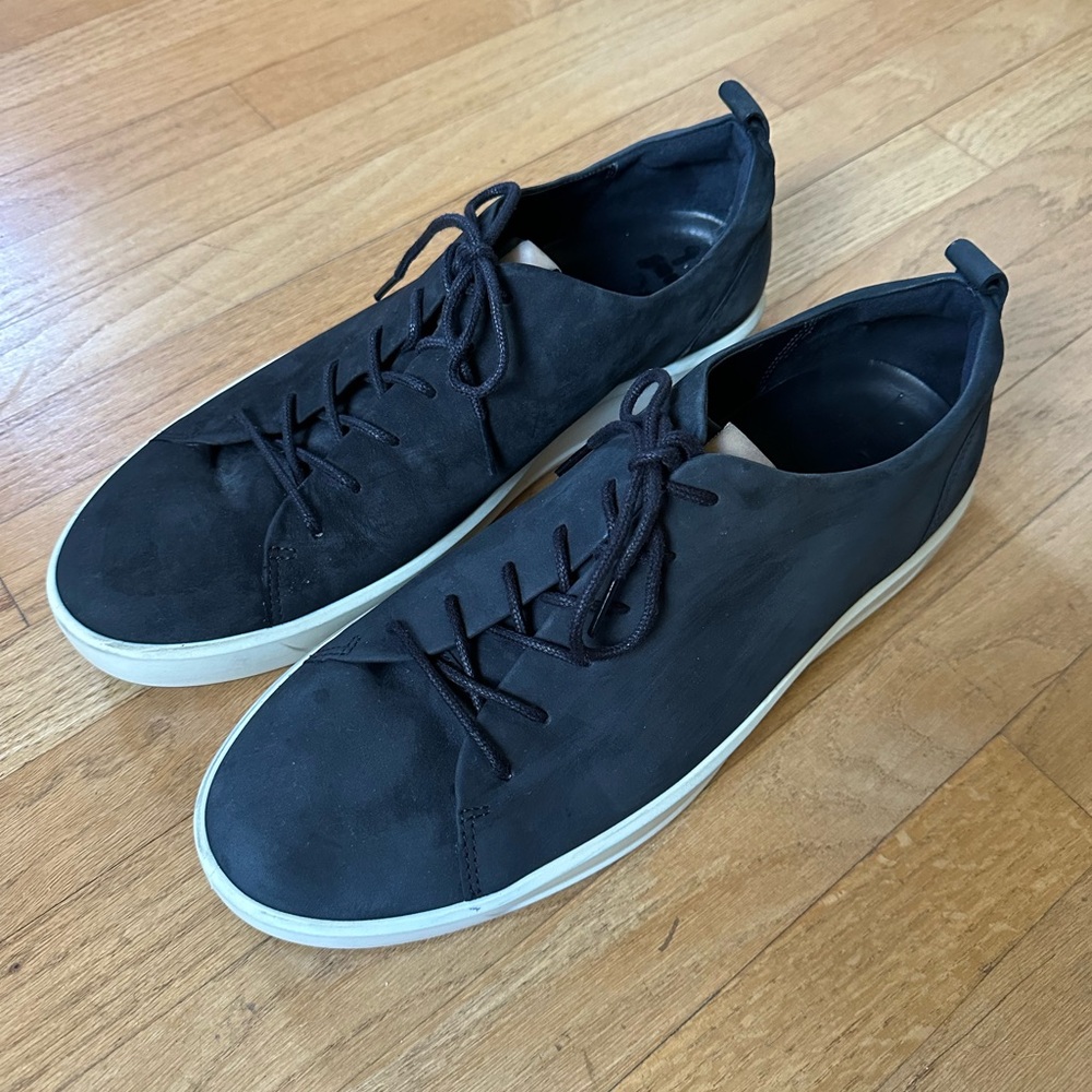 Men's Ecco Suede Shoes